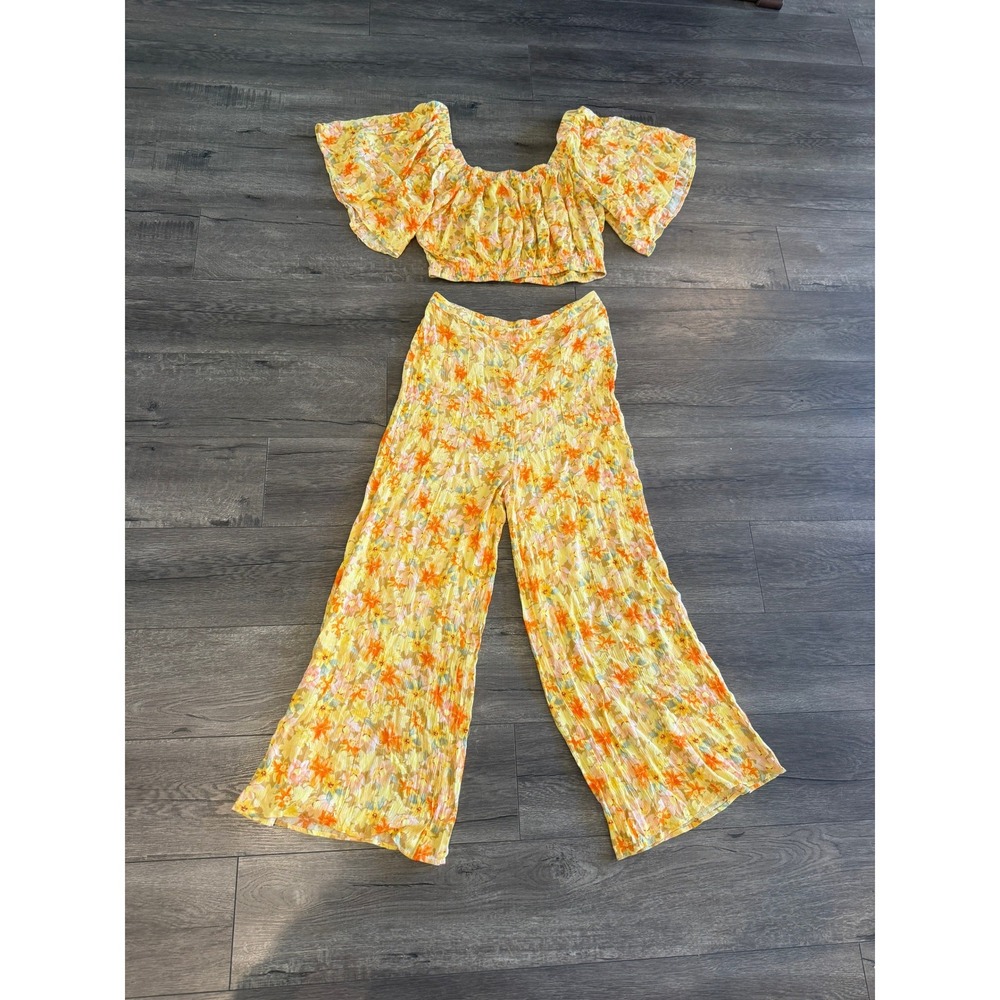Rip Curl Floral Wide Leg Jumpsuit Yellow Orange Flutter Sleeve Size Medium